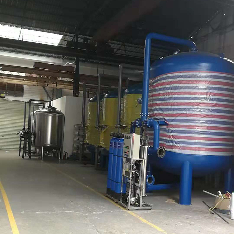 大型碳鋼機械過濾器管路組裝完成